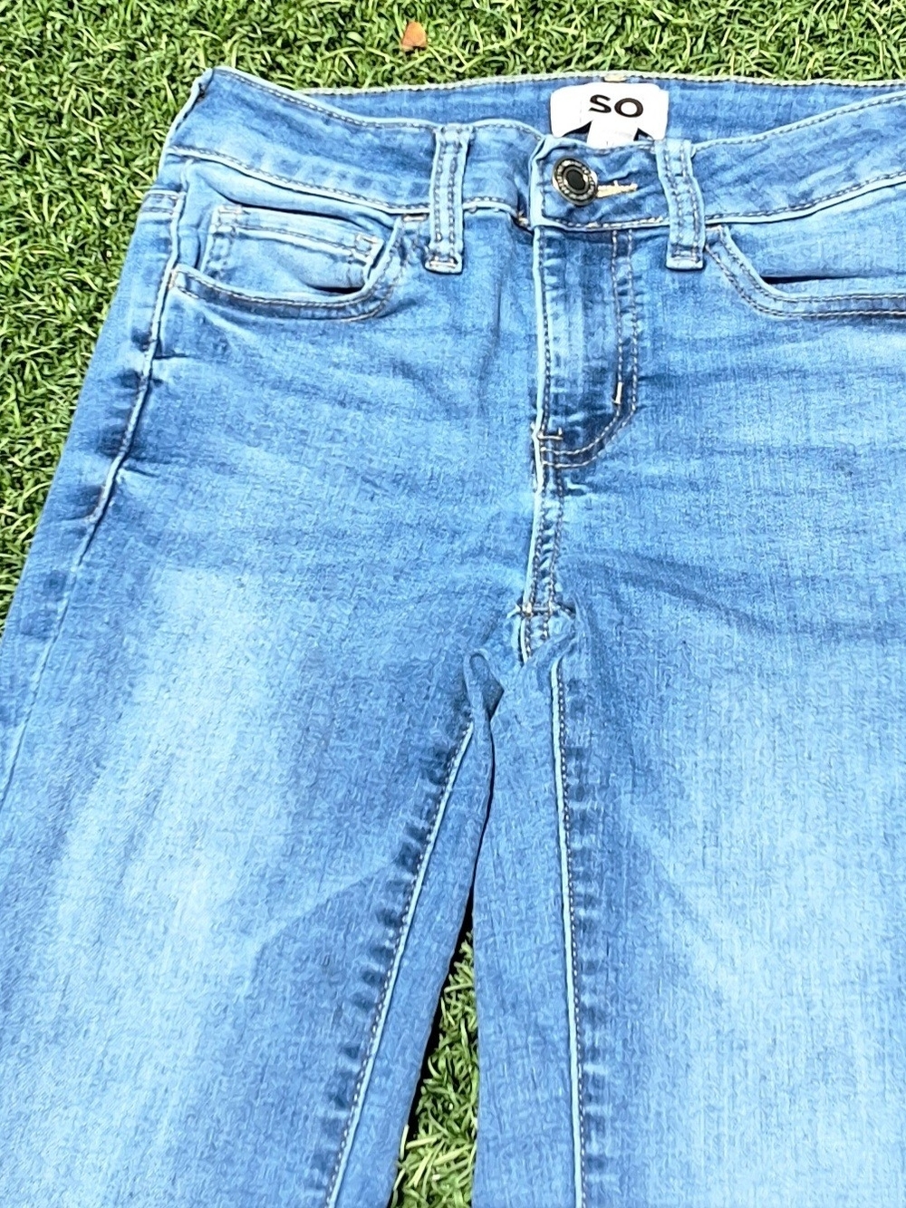 SO Juniors Jeans Size 1 25W Blue Flare Stretch Denim Low Rise Bootcut Women's